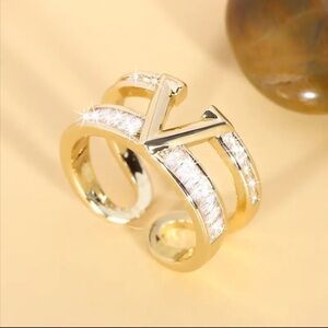 Custom - V LETTER DESIGN RINGS-NEW